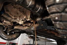 Garage pour le nettoyage en intégralité de la boîte de vitesse
